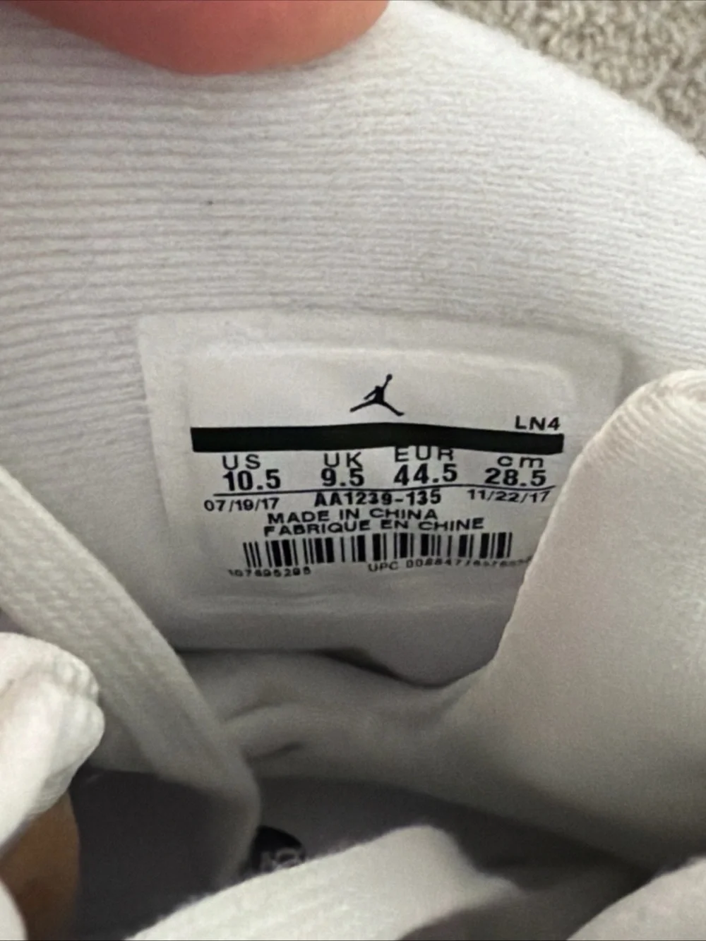 Jordan Retro 8 OVO x Drake Size 10.5